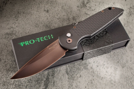 Limited-Edition Nighthawk Custom Pro-Tech TR3 Knife (1 of 190)