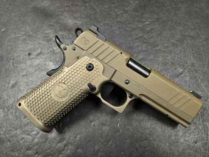 Nighthawk Custom TRS Commander "Baby Sand Hawk" with IOS